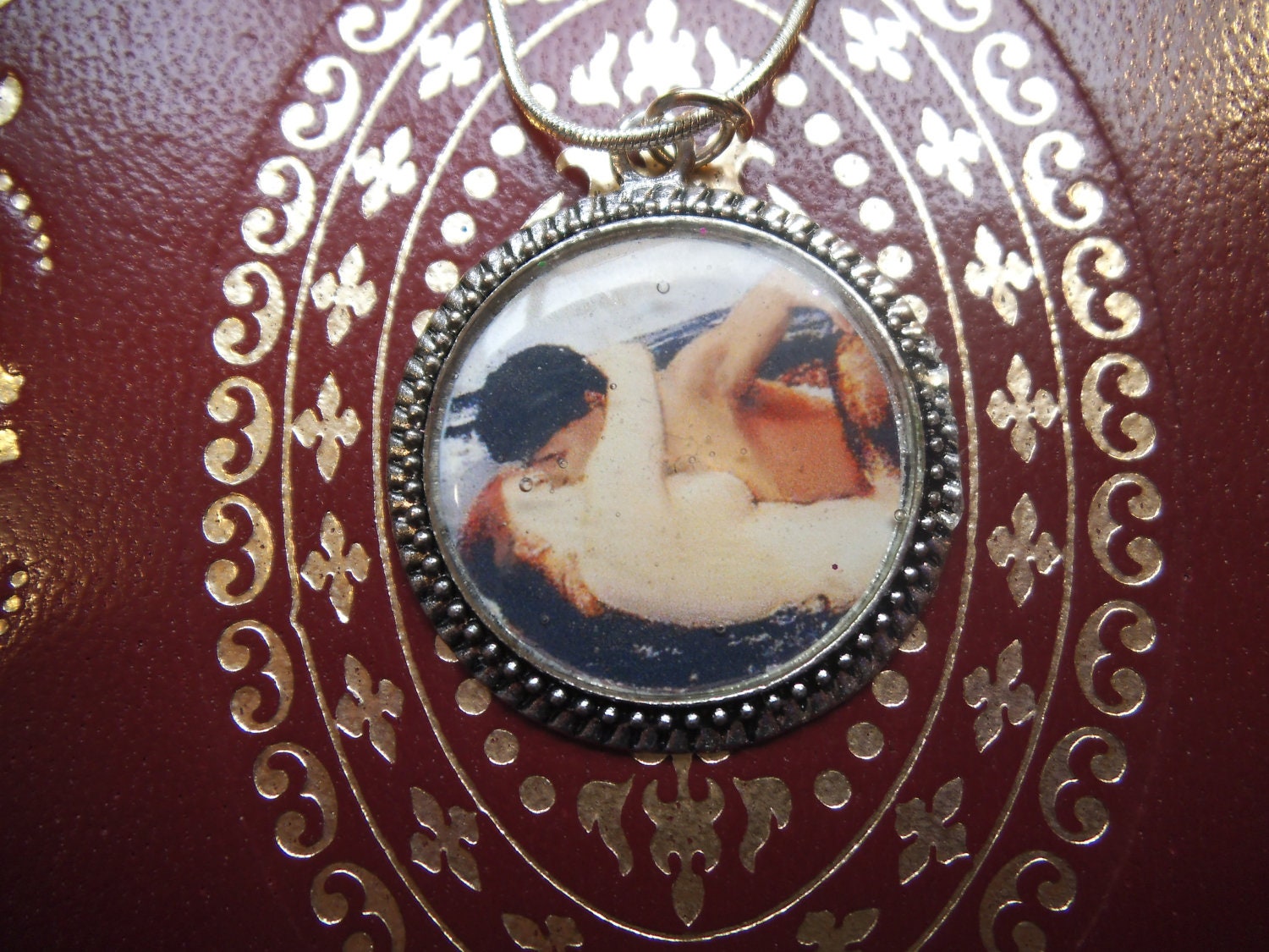 Resin  pendant necklace lovers romantic  jewelry  vintage style holiday gift christmas present girlfriend wife