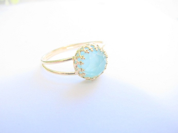 Gold opal ring, gold ring with pacific opal stone, stackable ring,  vintage ring, bridal jewelry