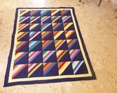 Free shipping. Amish style quilt. An original gift for housewarming. Gift for birthday.