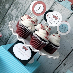 Vintage Fire Truck Printable Party Circles : Printable party Designs by The Tiny Tiara Il_570xn