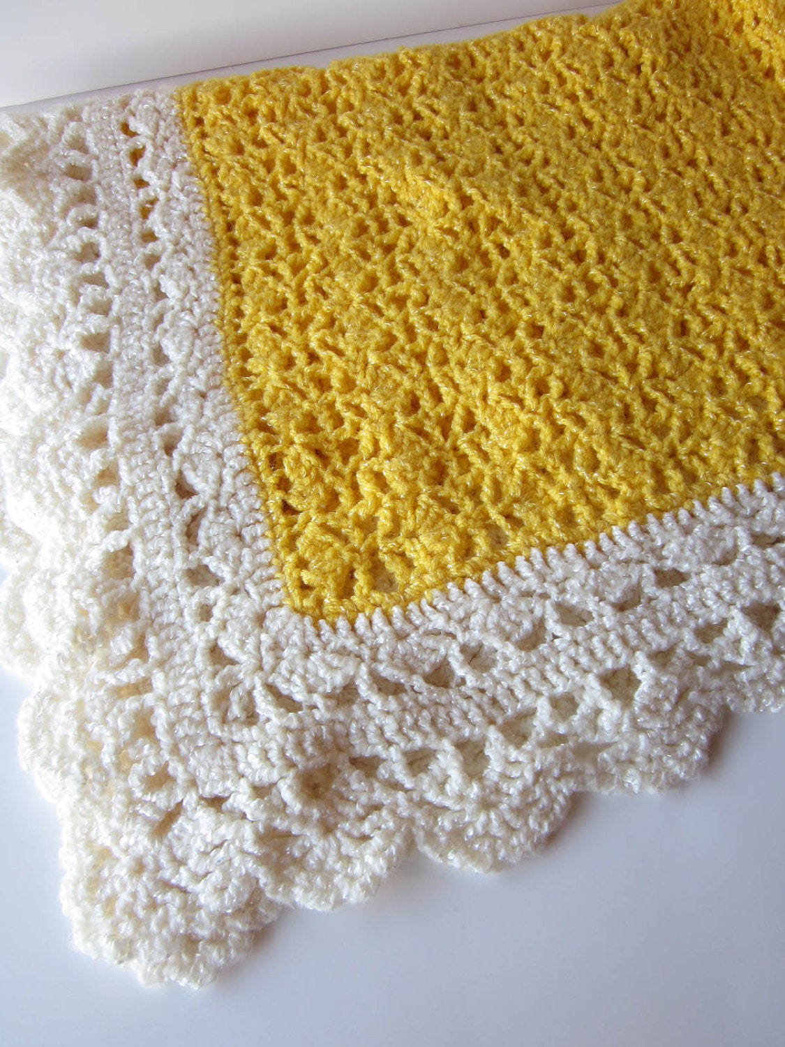 Crochet Baby Blanket-Yellow and Cream-Vintage Receiving Blanket - RagtimeTreasures