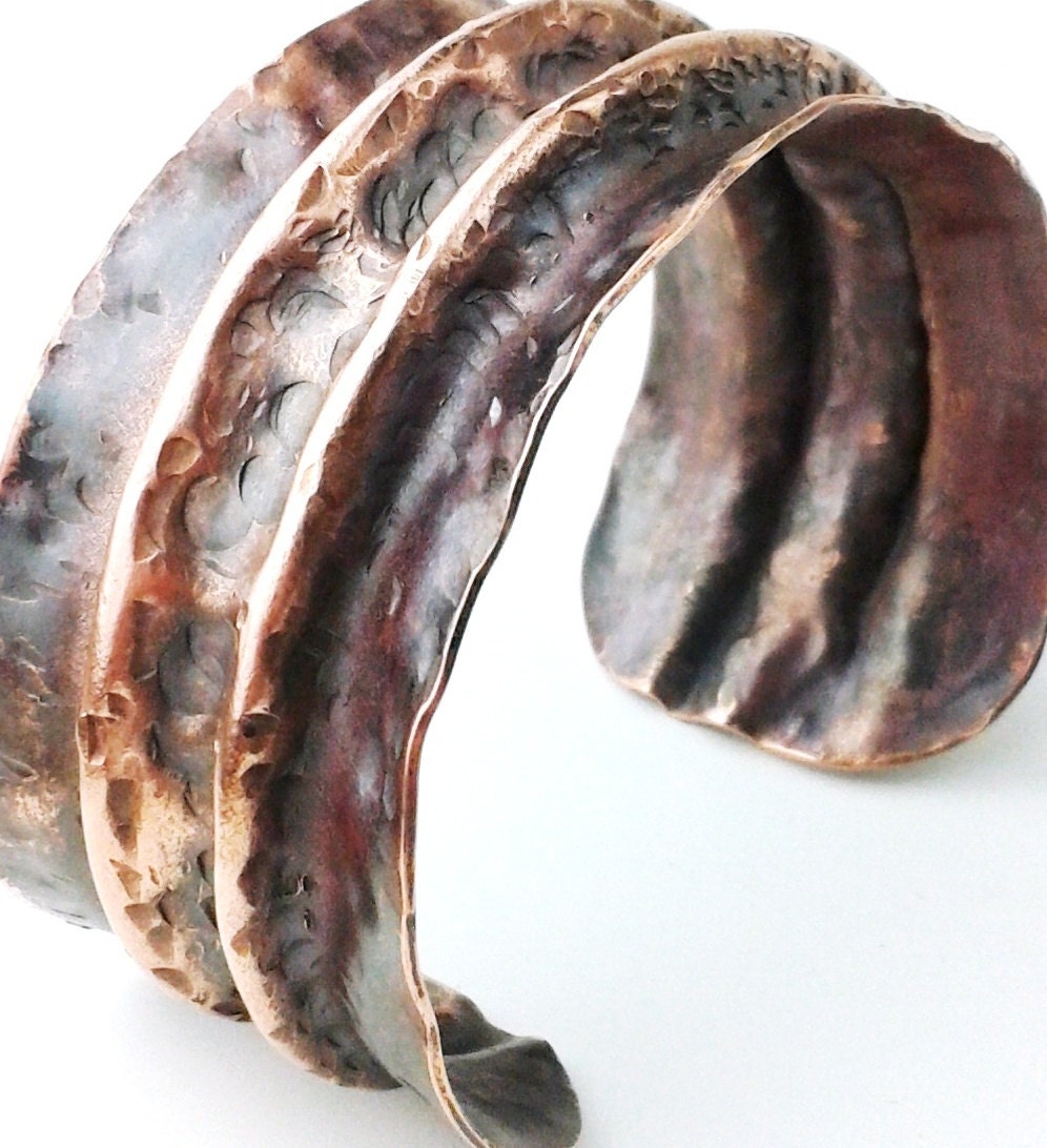 Copper Fold Formed Bracelet Cuff   - Chasing Bubbles Forged Earthy Organic - OOAK Funky Folksy Oxidized Patina Antique Finish Jewelry - HAMMERHEADdesigns