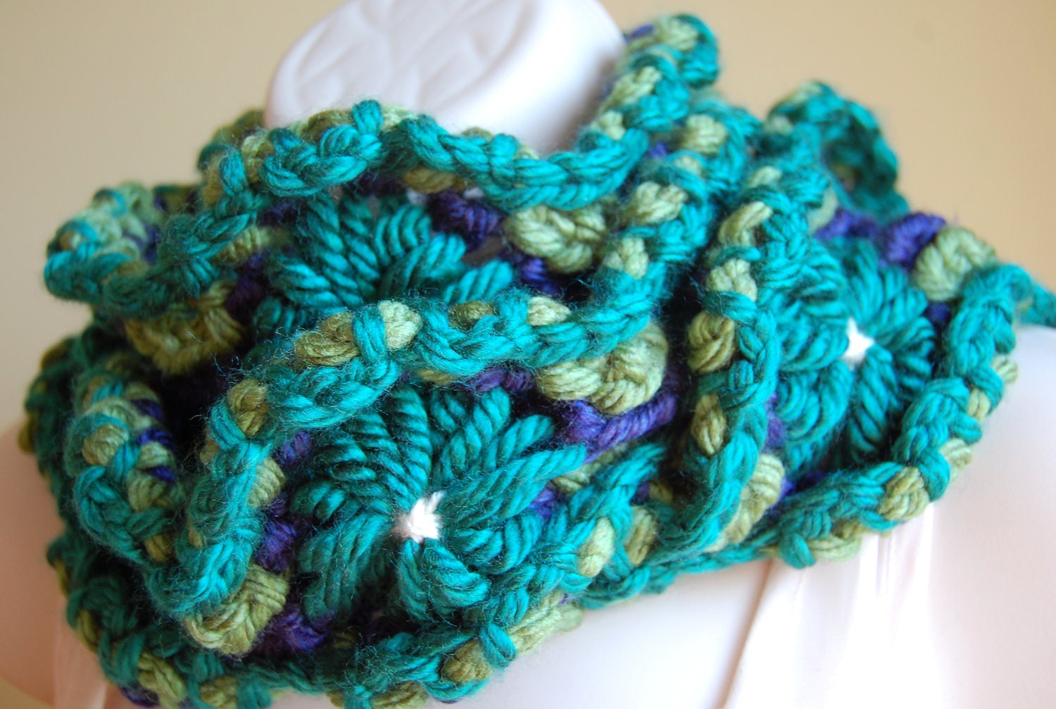 Down By The Marina- Daisy Chain Scarf