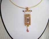 pink tourmaline pearl gold vermeil beaded pendant necklace art deco style. beadwork jewelry. fine jewelry. gemstone jewelry. beaded jewelry