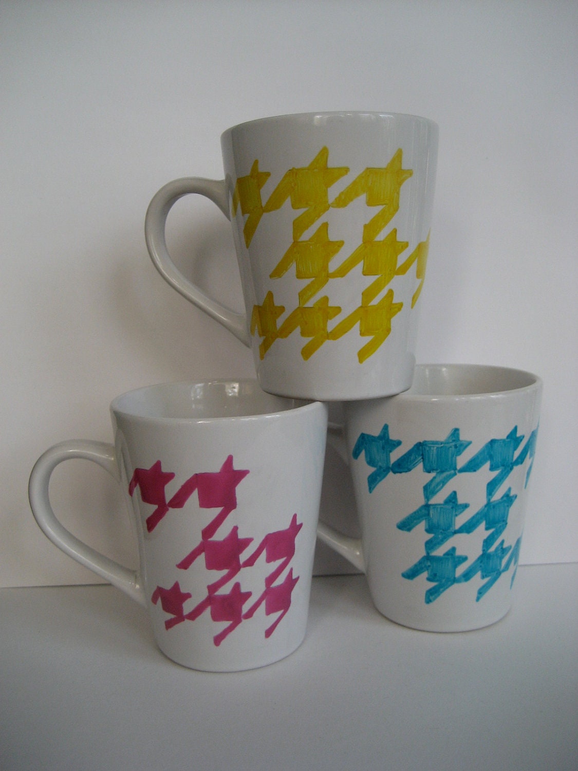 Houndstooth Mugs, Set of 3, Pink, Yellow and Blue