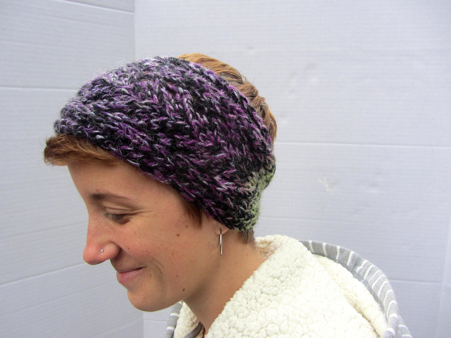 Womens wool Headband Hair Accessories Boho Head wrap cowl hand knit knitted headband ear warmer Chunky knit wool White Purple wood button