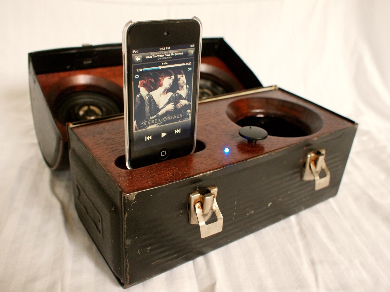 iPhone Stereo - The AudioPail - Portable Lunch Box Stereo for iPhone iPod iPad and more...