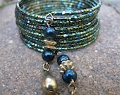 Sparkling Green Beaded Bracelet with Upcycled Gold Charms, Eco-Friendly Jewelry, Statement Piece, Beaded Cuff Bracelet