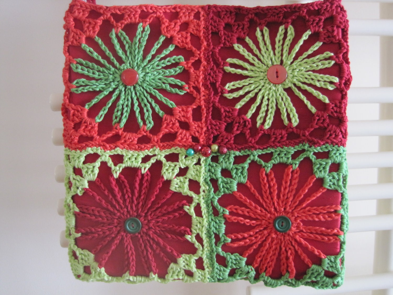 Bag - Ladies Girls Unique Hand Crocheted Red and Green Flower Shoulder Hip Bag Purse