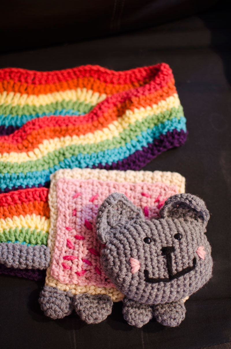 Nyan (Poptart) Cat Scarf