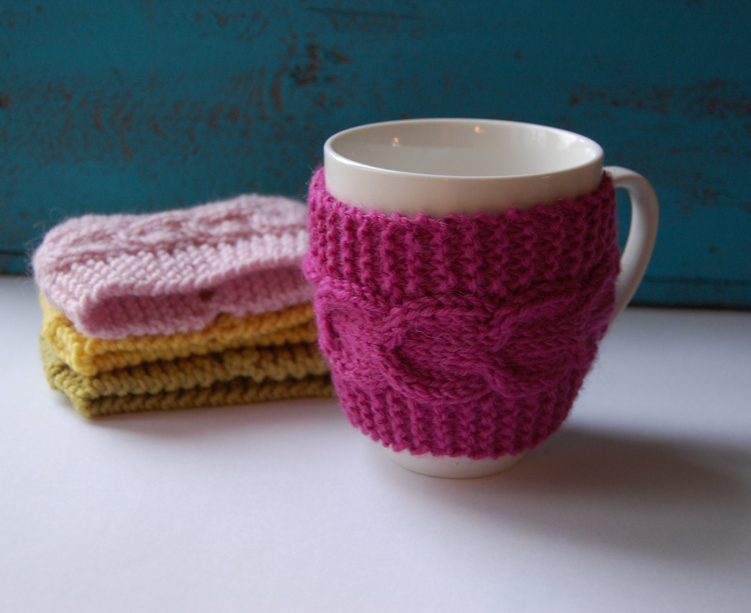 Items similar to Coffee cup cozy hand knit with cable pattern, mug sleeve / m...