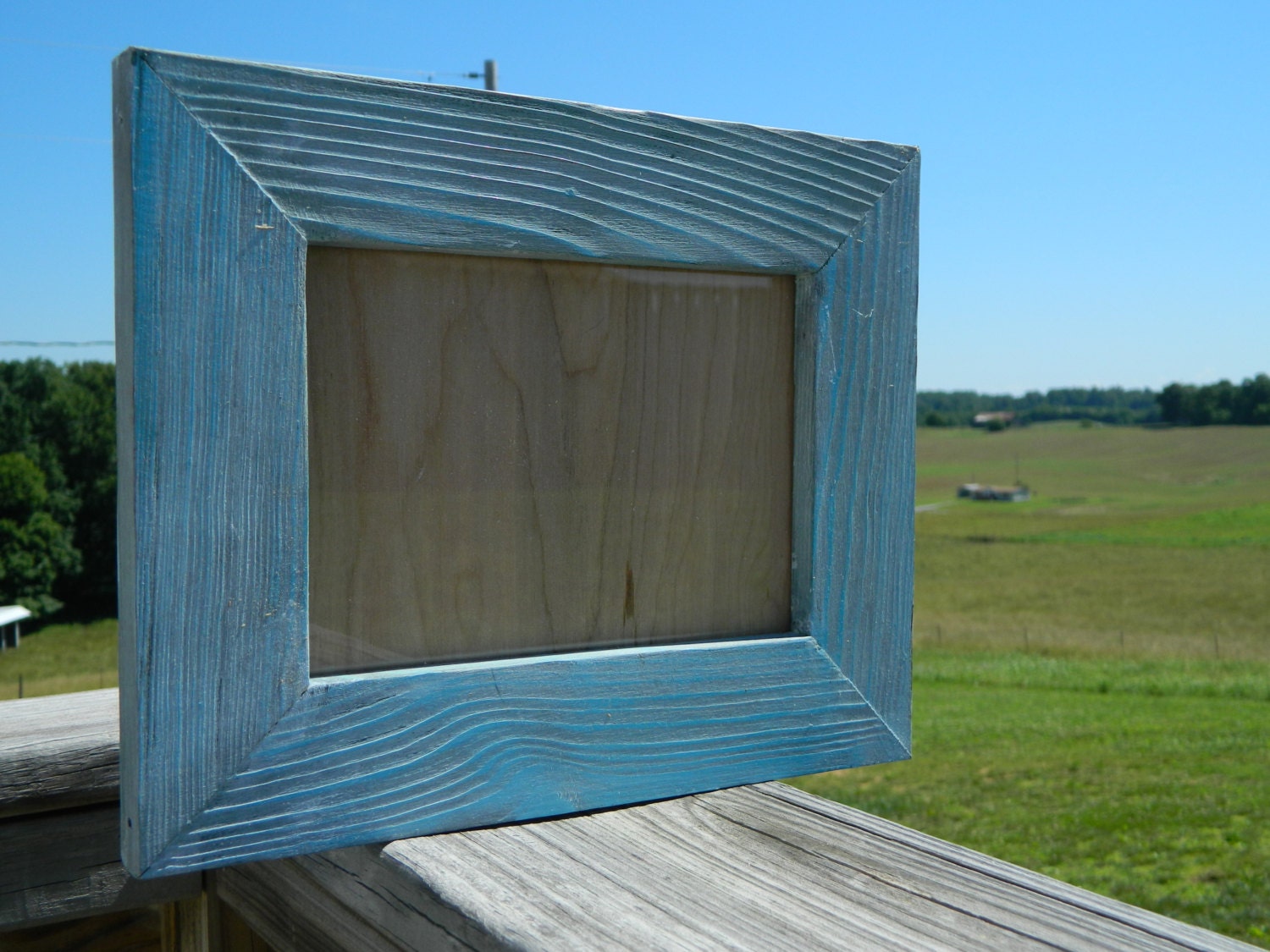 Distressed 5"x7" Picture Frame