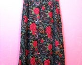 Red Rose and Paisley Print Flannel High Waist Skirt - Vintage 1980s, Mid Calf Length, Elastic Waist - Size Small