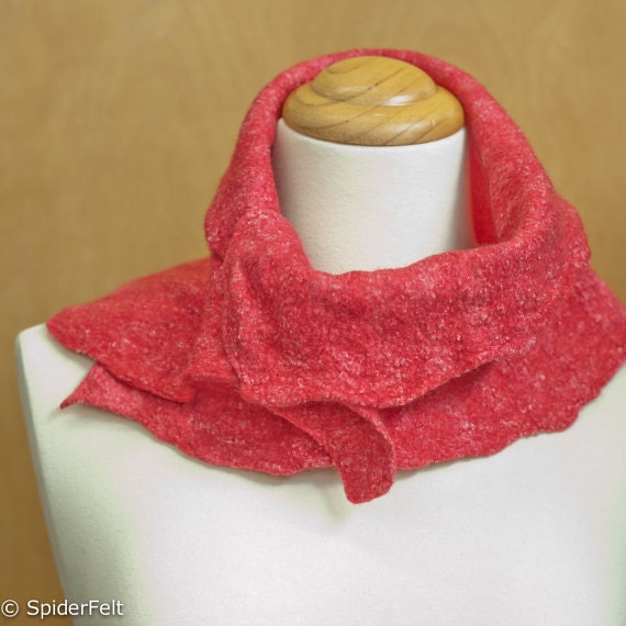 Felt Collar - pdf tutorial