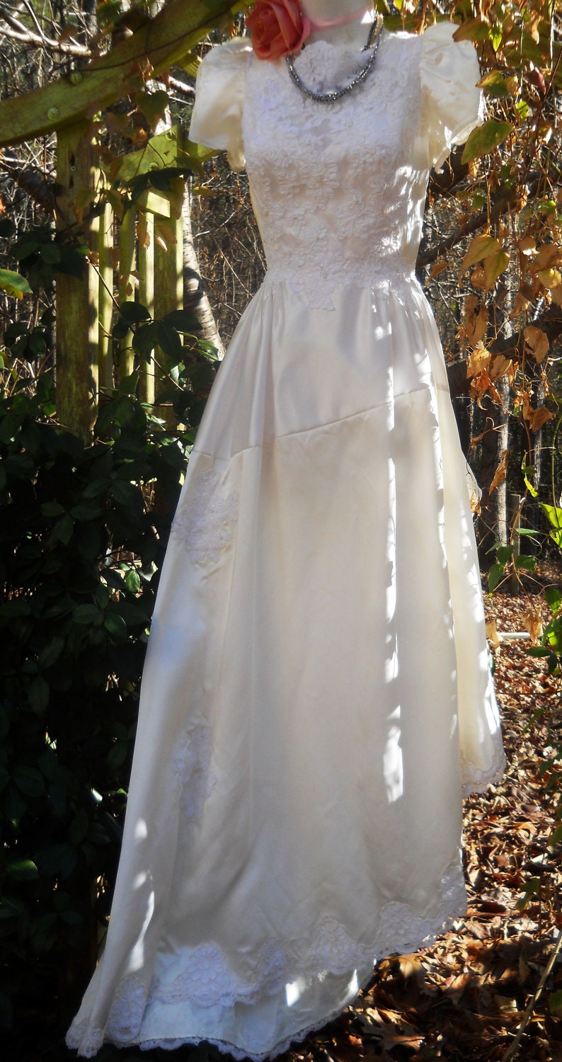 Vintage wedding dress ivory satin embroidery cap sleeve lace romantic small by vintage opulence on Etsy