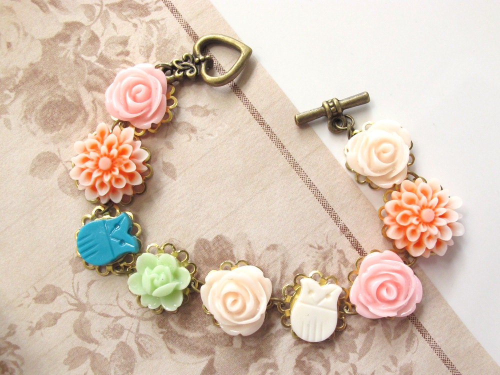 Vintage Cream White and Turquoise Owl with Colourful Garden Flowers gold brass Bracelet