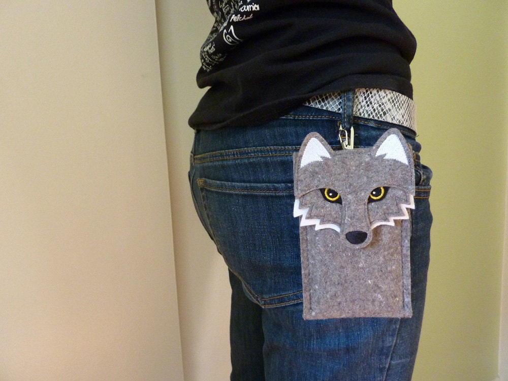 Samsung Galaxy S3 or S4 case - Wolf in gray felt