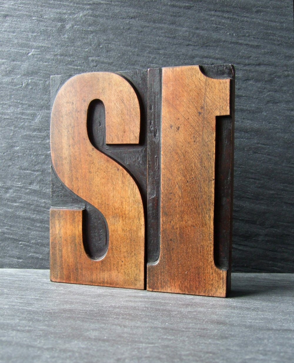 Key to the Door - Fabulous Vintage Letterpress Numbers 2 and 1