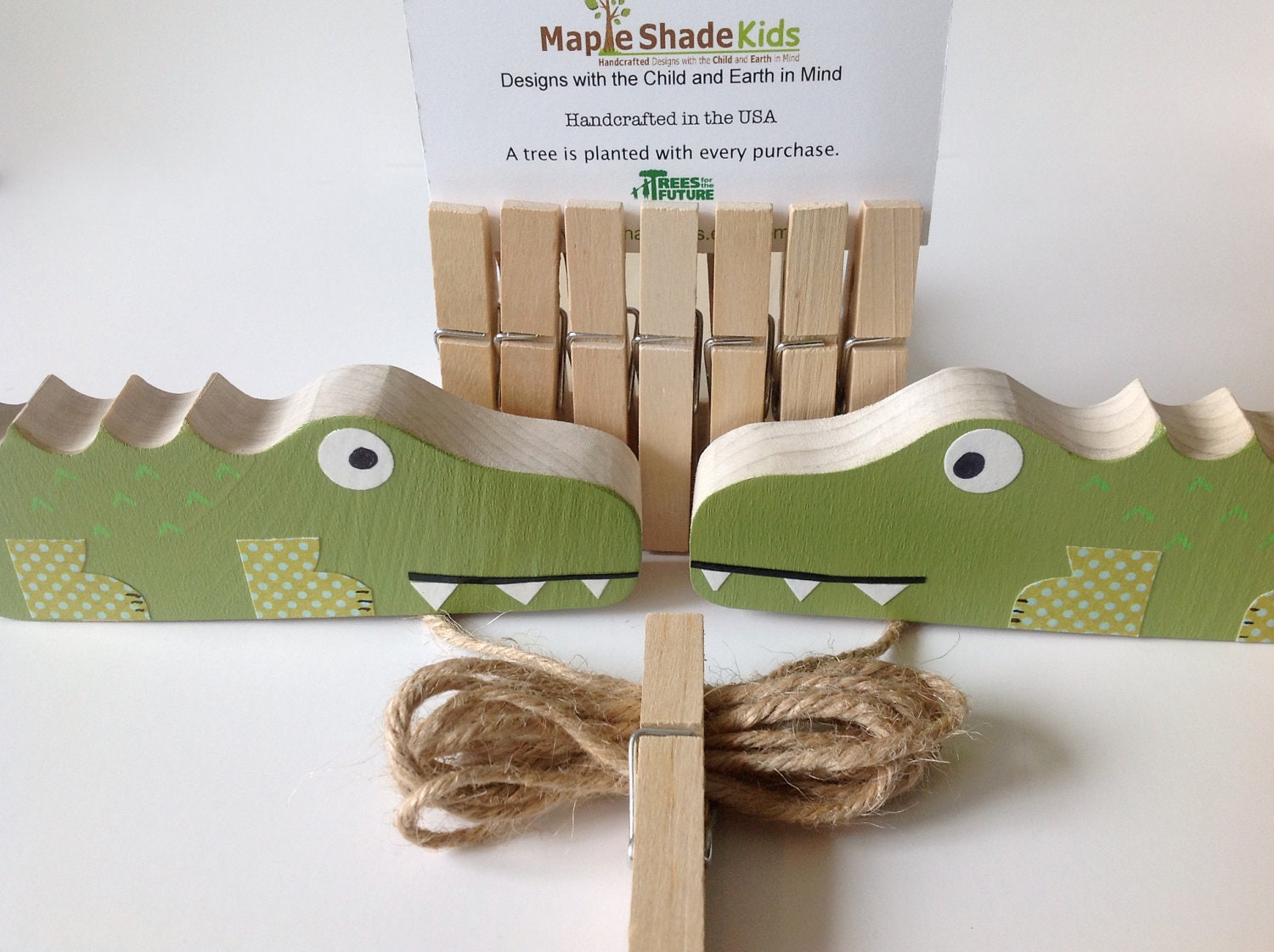 Alligator Art Display Clips - eco-friendly by Maple Shade Kids