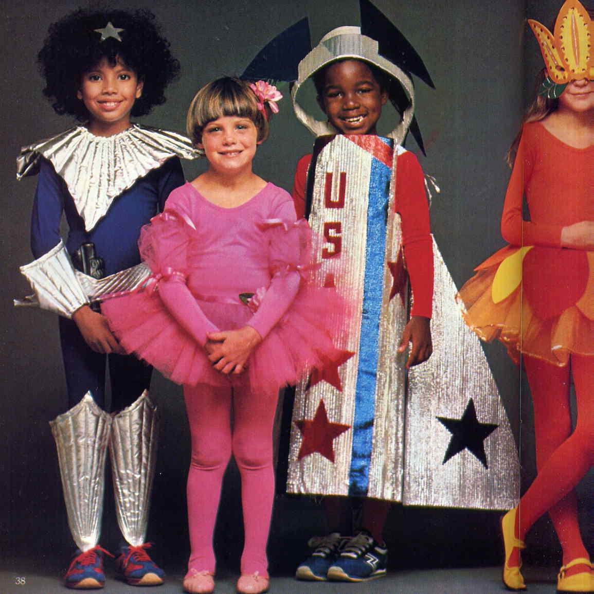 Vintage Simplicity Kid Crafts Sewing Pattern Book Costumes Masks Toys Space Ship Table Tent Elephant Mask
