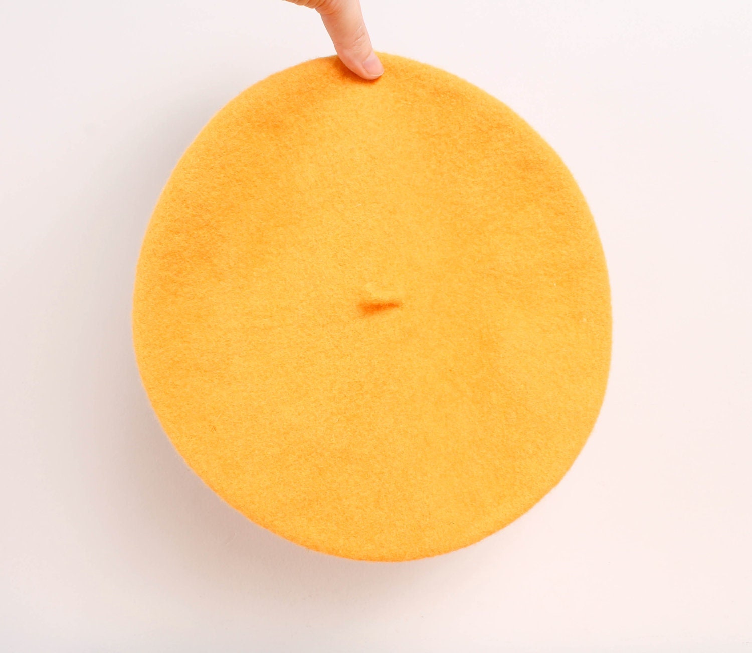 80s Mustard Yellow Wool Beret / 1980s Warm Winter Hat