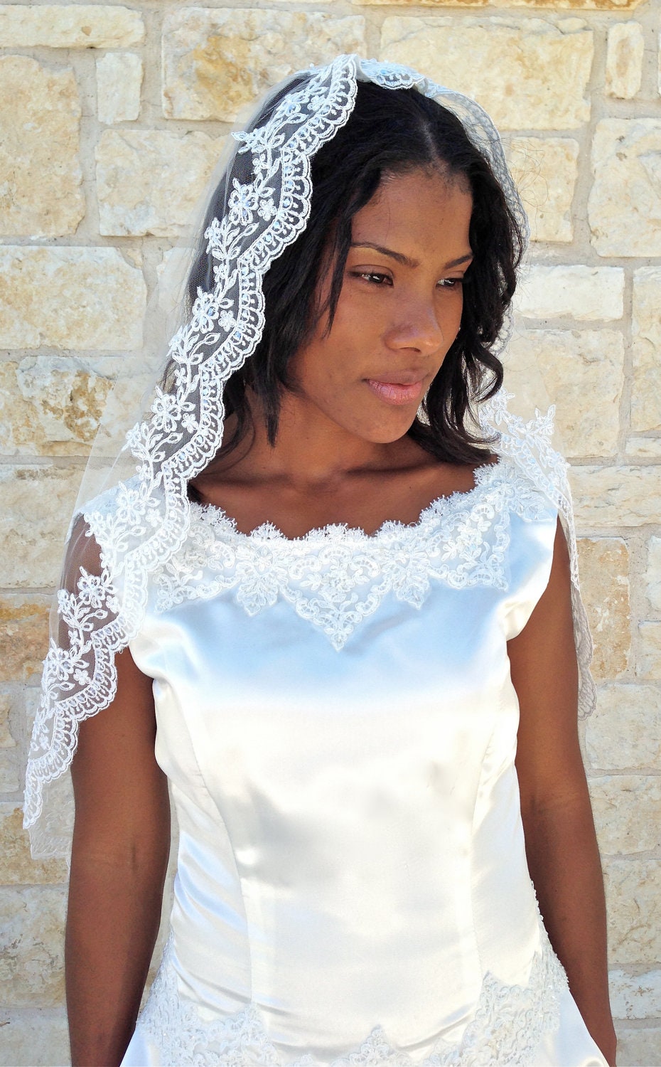 Wedding Veil, Mantilla, Single layer, with Beaded Lace, in ivory