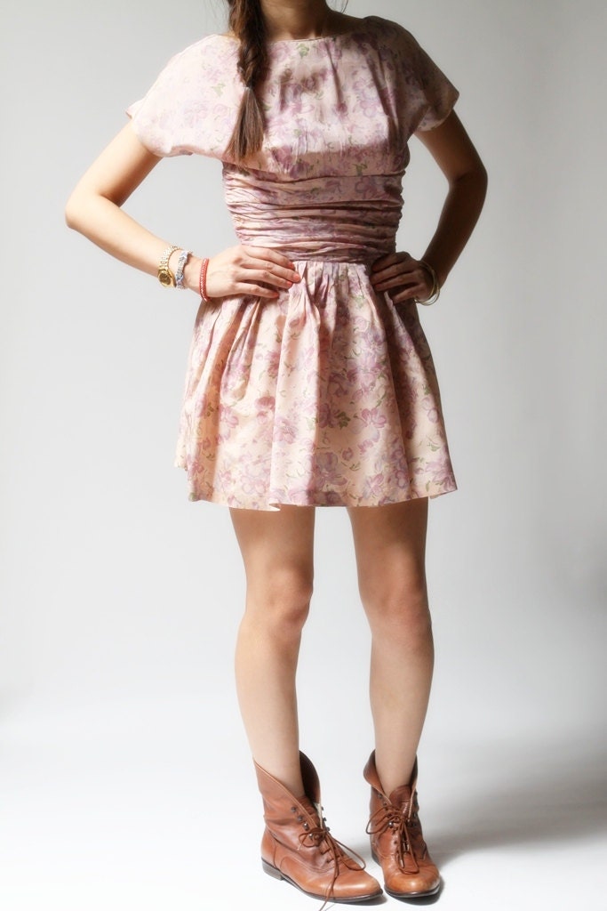 vintage 1960s dress / 60s floral dress / Hug Me Floral Dress