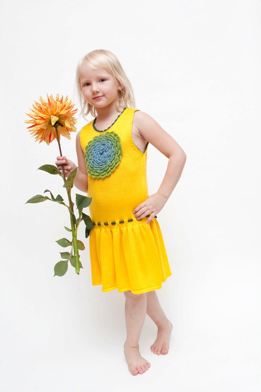 Girls dress knit canary yellow flower spring dress for 4 -5 years old toddler girl