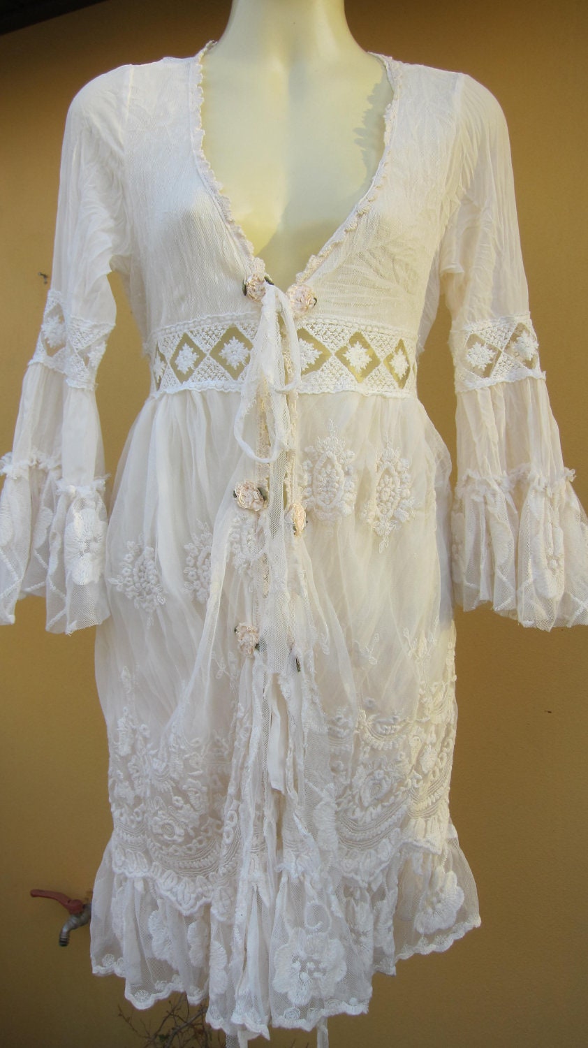 vintage inspired ivory chiffon and ivory lace jacket....sooooooo romantic...