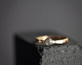 Rosecut Diamond White a Tappered band in 14k  gold.