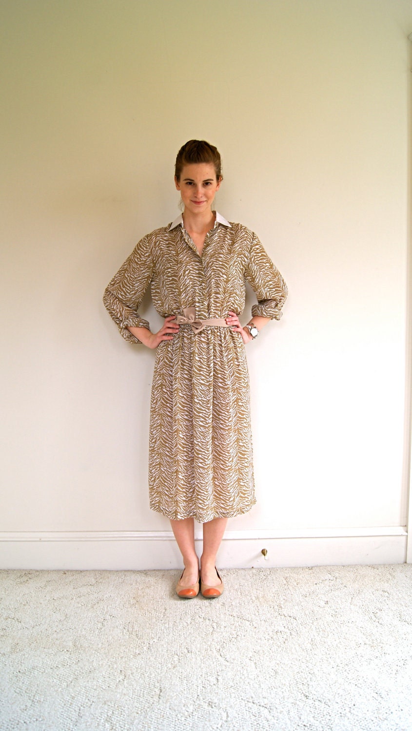 ON SALE. Vintage Sheer Dress. 1980s / 80s Zebra Print Dress. Medium.
