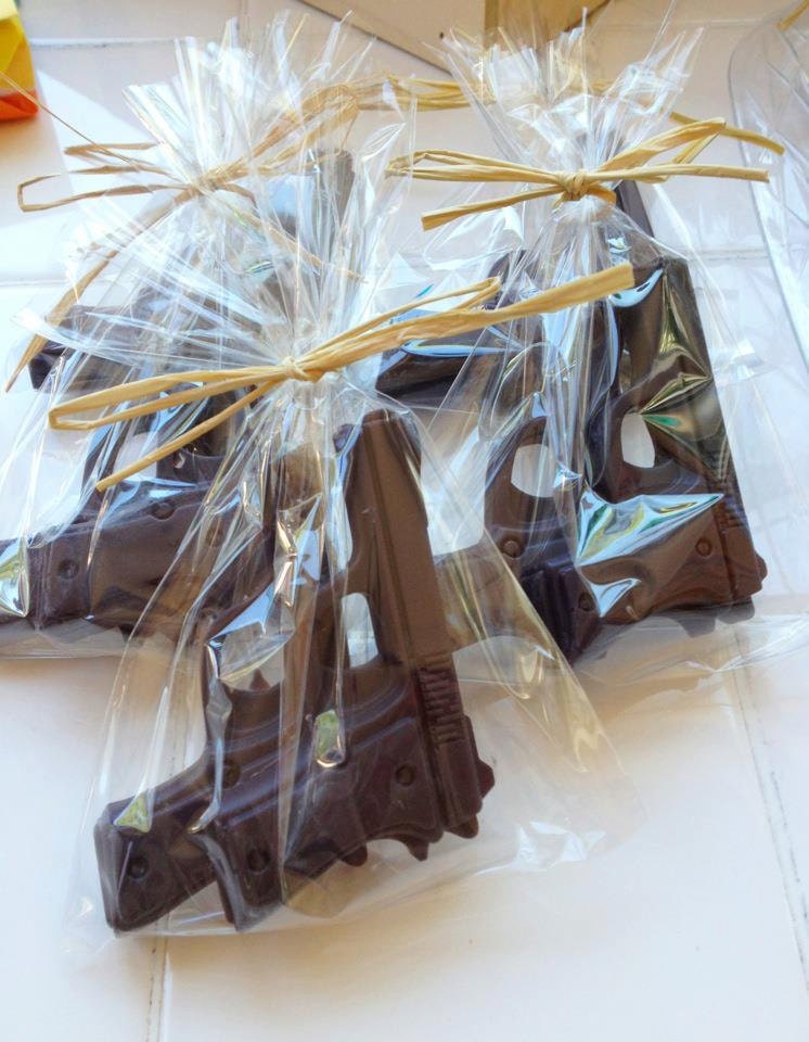 HAND GUN SOAPS (set of 2) - Pistol, Police Officer Party Favor, Video Game, 007, Summer, Water Gun, Birthday Favor, Luau Favor, Wedding Il_570xn