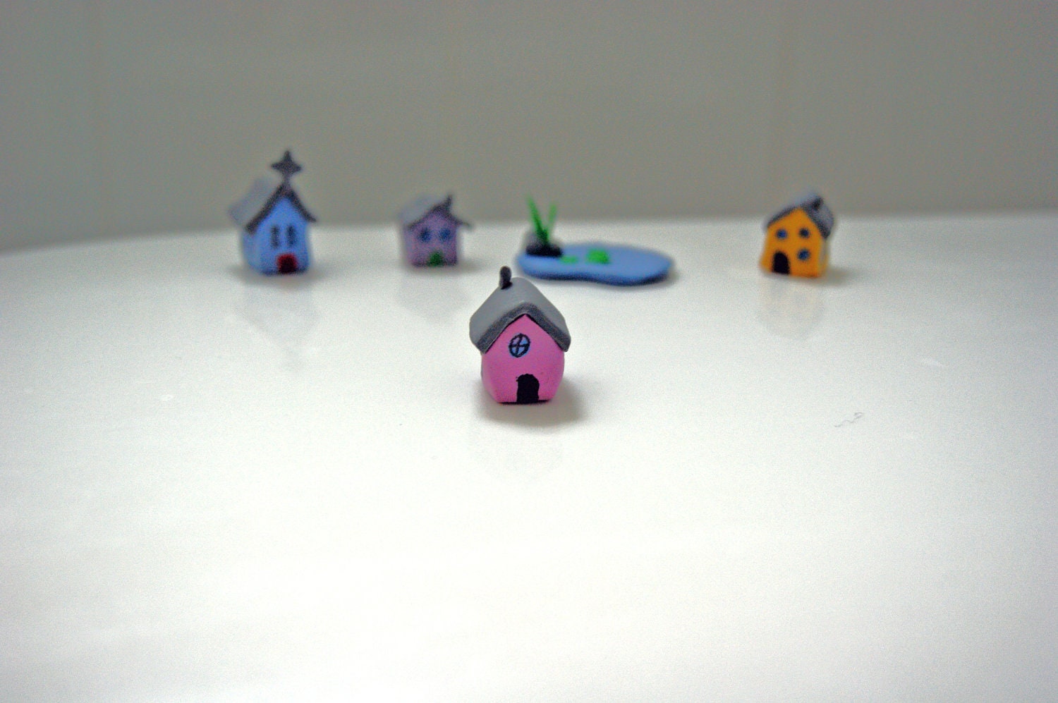 Tiny House (No. 1), Miniature Cottage Hand painted and Handmade