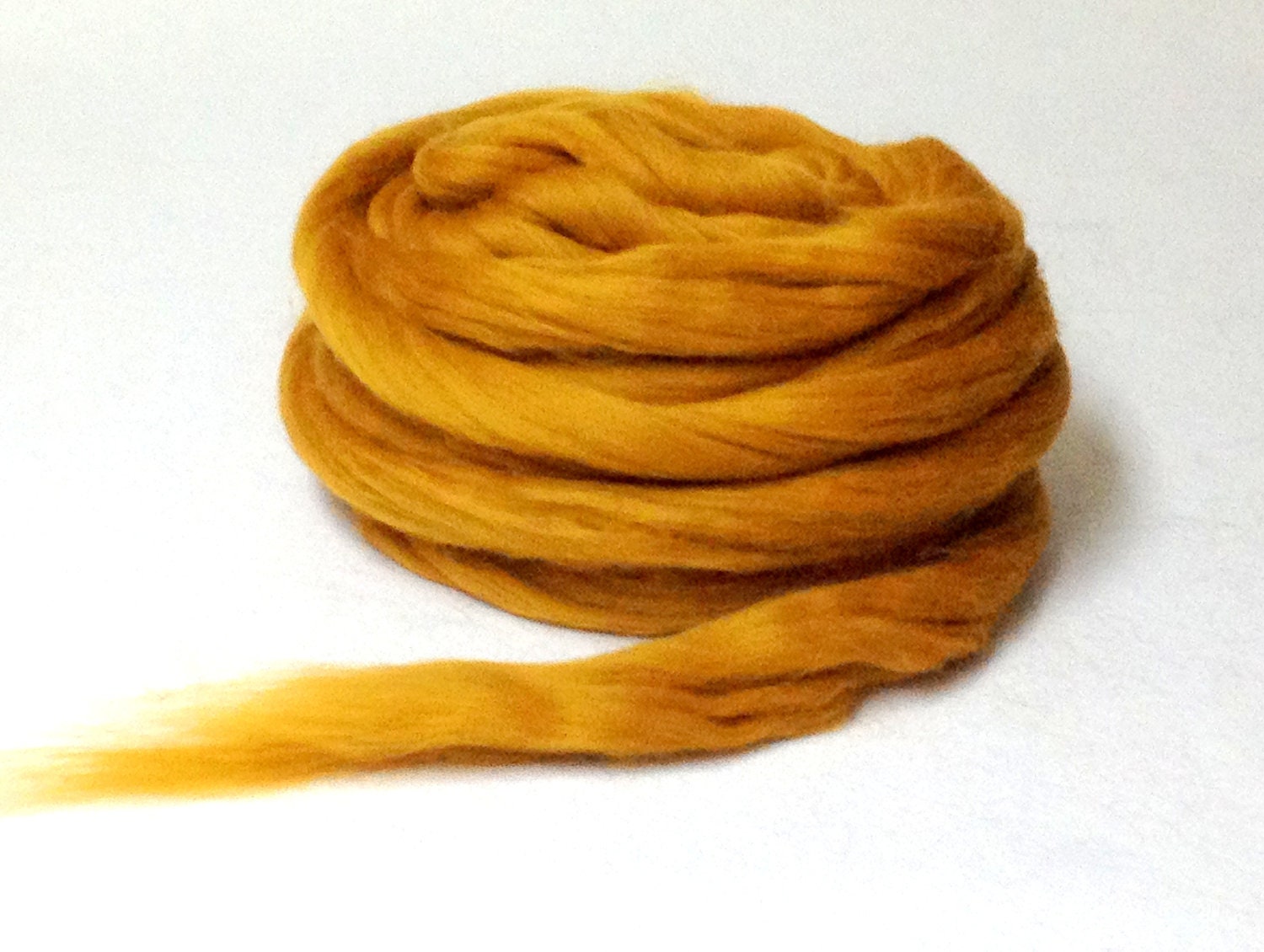 1 oz Soft Merino Roving - Wool tops for Felting and Spinning- Wool Fiber, golden yellow/golden brown