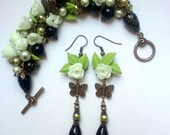 Pearl jewelry- Olive green bracelet and earrings- Nightglow-Handmade