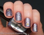 Shimmer Nail Polish - Leslie