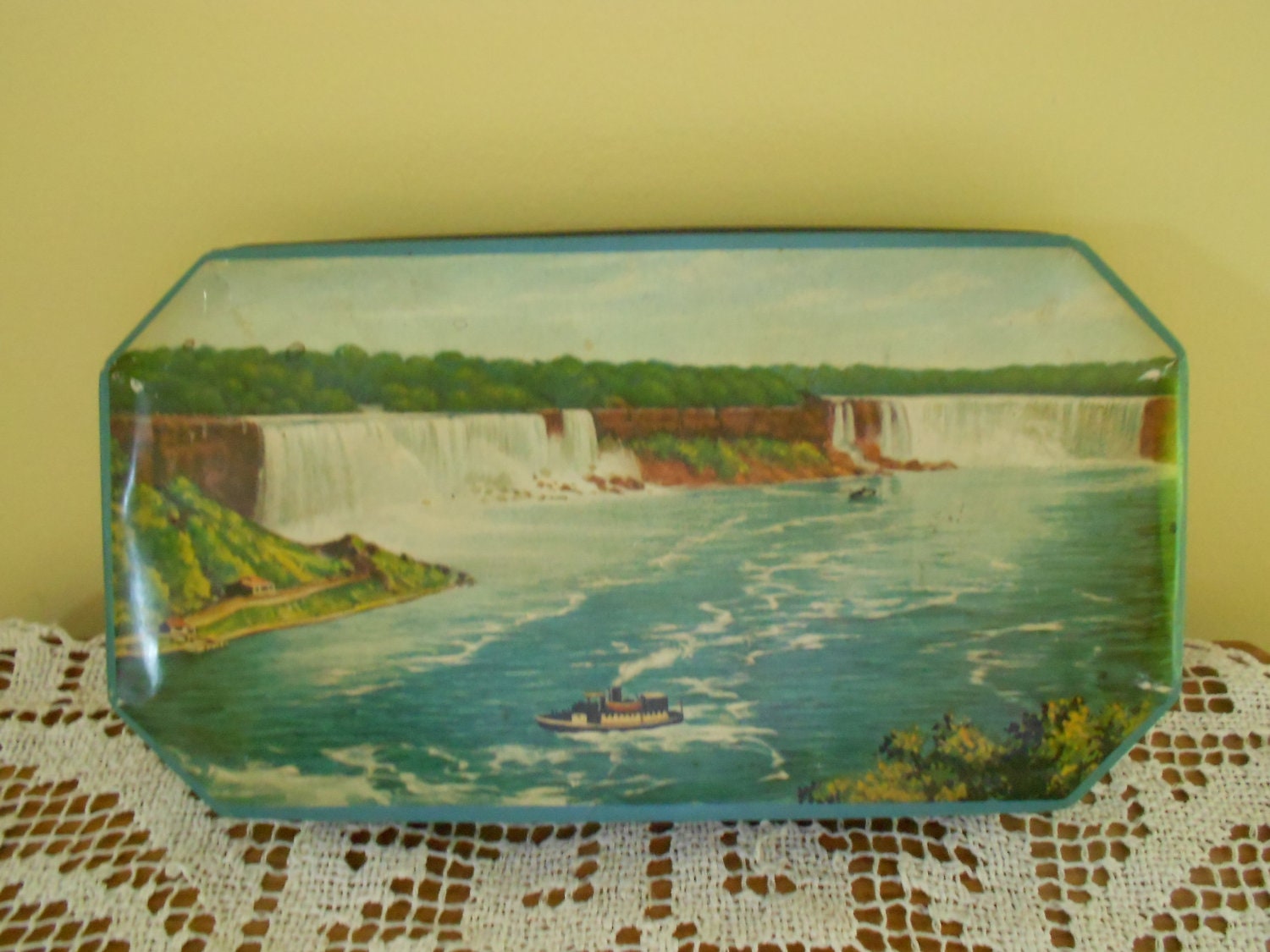 Niagara Falls Souvenir Tin - Vintage 1920s Era - DJGStuff