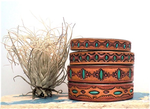 B1236 southwestern leather cuff