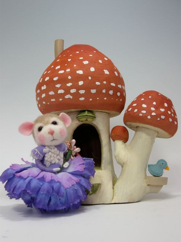 Needle Felted Animal Dressed Mouse/Bunny Class  Needle Felting Class to create BOTH the Bunny and Mouse (Kit Available and sold separately)