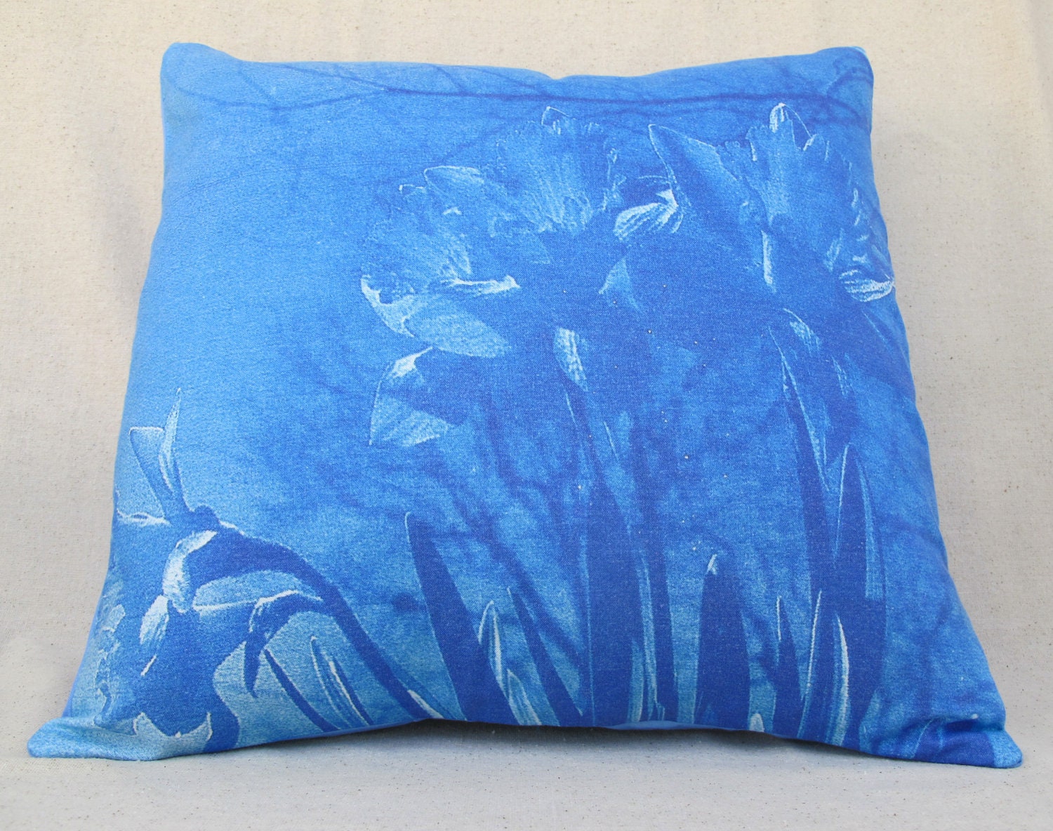sunprint pillow -- daffodils