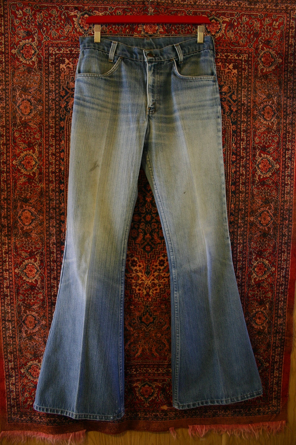 Well Worn 70's Vintage LEVIS Bell Bottom Faded Jeans Orange Tab size 30W x 34L- 03