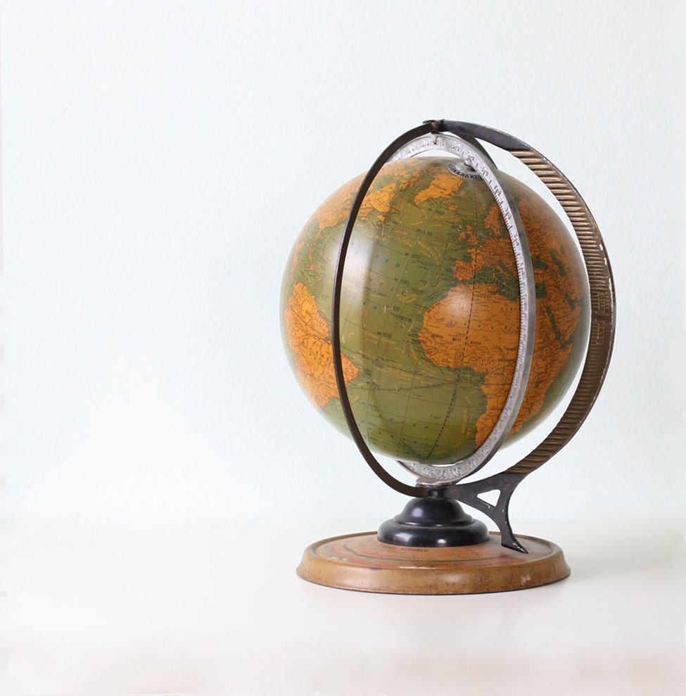 Vintage Cram's Globe - with Daily Sun Ray and Season Indicator