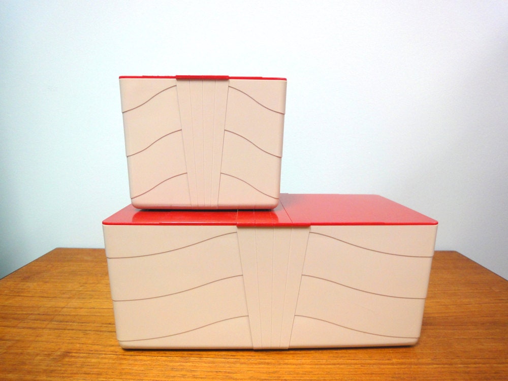 Mid Century Modern Plastic Storage Box Set Deco by StelmaDesigns