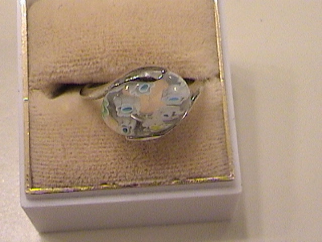 White blue flower ring