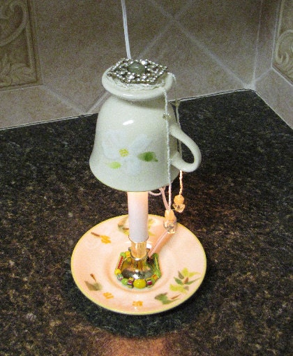 Daisy Tea Cup Lamp, by Carolyn