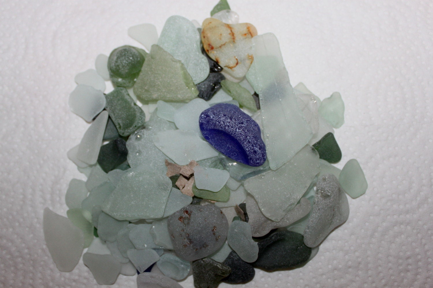 TERIFFIC BEACH GLASS Arts And Craft or Mosaic Glass Not perfect   zy337