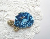 Sparkly royal blue & cyan sequins hand-embroidered flower brooch, small size - Made to order