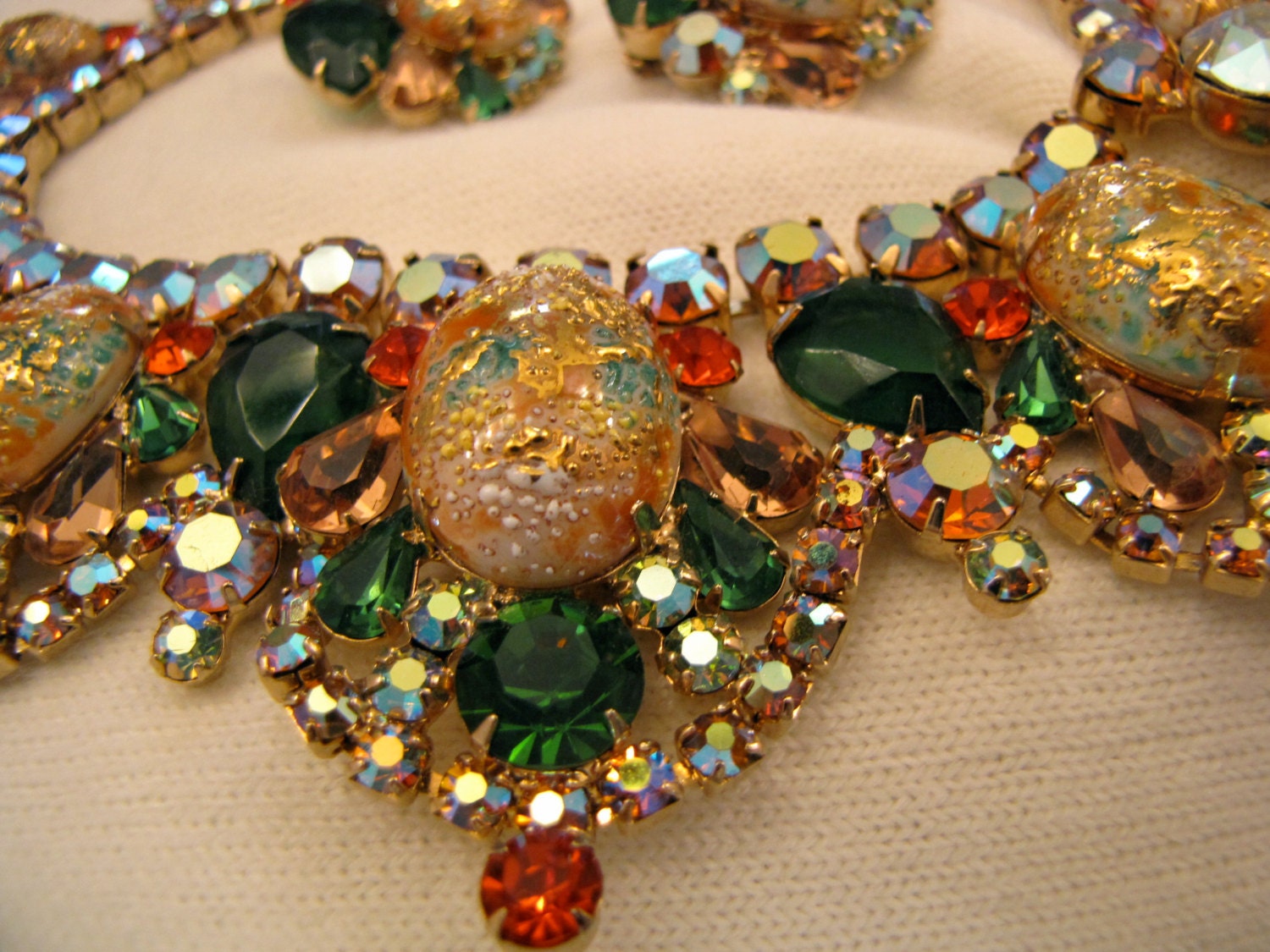 Vintage Juliana  D & E Easter Egg Demi Parure Coral Gold And Emerald Green Necklace/Earrings Set/ Vintage Wedding Jewelry