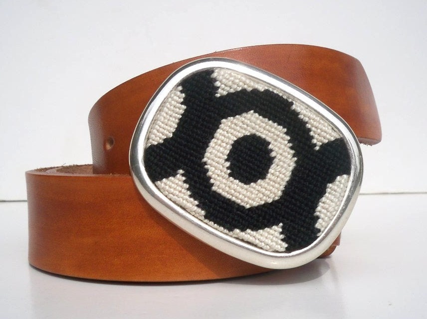 Needlepoint Black n White Mod Design Belt Buckle
