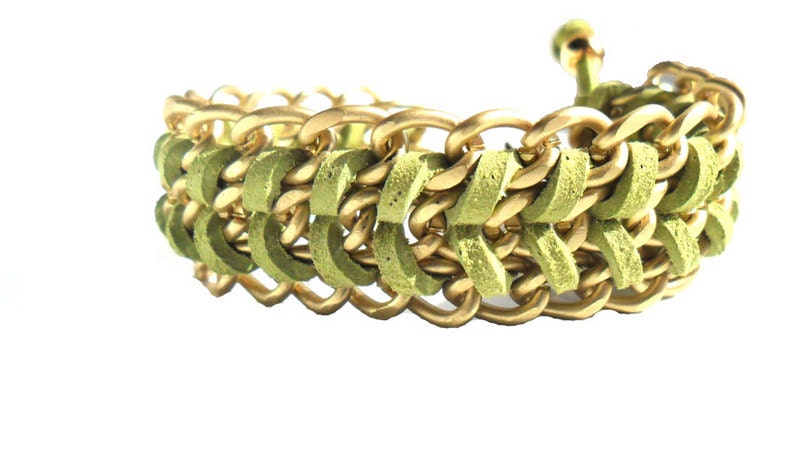 Chain bracelet Matte gold Light Green Chevron leather Bracelet pastel fashion metallic - Daniblu